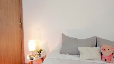 Katty online show from 10/28/25, 09:28