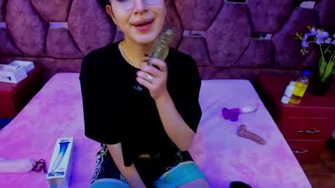 Snapshot of kattyqueenn chatting on 10/18/25, 12:39 katty online show from 10/18/25, 12:39