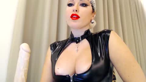 KatuhaX online show from 12/18/24, 10:13