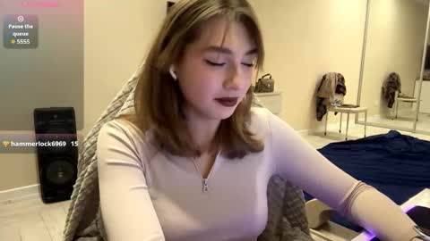 Snapshot of katy653394 chatting on 03/21/26, 08:23 Olivia online show from 03/21/26, 08:23