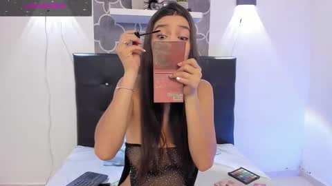 Snapshot of katy_babyg chatting on 02/06/26, 12:19 Katy 3 online show from 02/06/26, 12:19