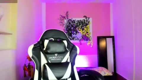 Katy online show from 03/19/26, 02:26