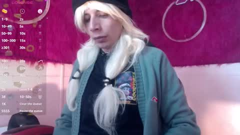 Snapshot of katy_cat__ chatting on 02/16/26, 03:35 katy_cat__ online show from 02/16/26, 03:35