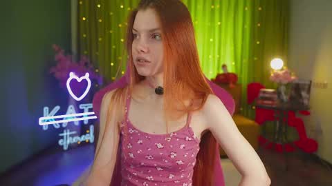 Snapshot of katy_ethereal chatting on 05/14/26, 06:09 Katy - online show from 05/14/26, 06:09