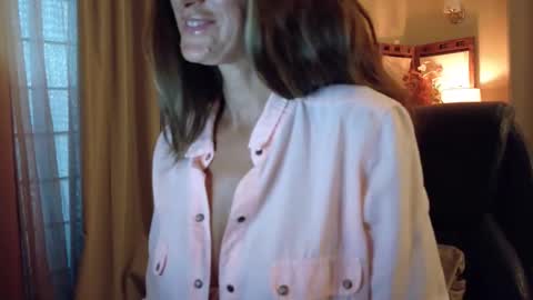 Snapshot of katy_mmm chatting on 10/23/25, 11:14 Katy online show from 10/23/25, 11:14