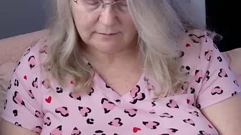 Snapshot of katy_nicole chatting on 06/08/26, 07:03 katy_nicole online show from 06/08/26, 07:03