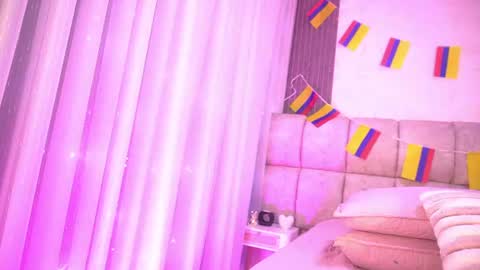 Snapshot of katy_rios_ chatting on 06/15/26, 12:18 Katy online show from 06/15/26, 12:18