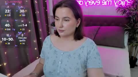 Snapshot of katyaneilson chatting on 10/03/25, 05:59 Kate online show from 10/03/25, 05:59