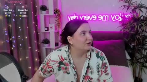 Kate online show from 04/23/26, 12:29