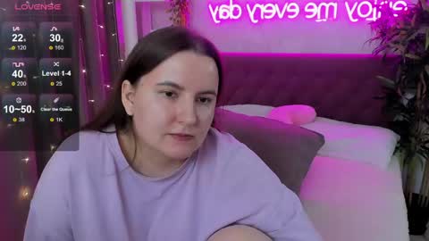 Snapshot of katyaneilson chatting on 05/19/26, 06:31 Kate online show from 05/19/26, 06:31