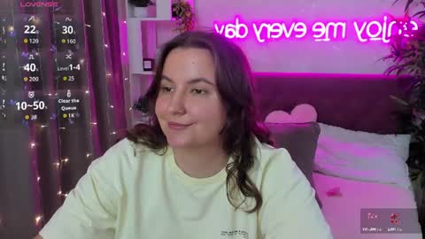 Snapshot of katyaneilson chatting on 07/10/26, 05:01 Kate online show from 07/10/26, 05:01