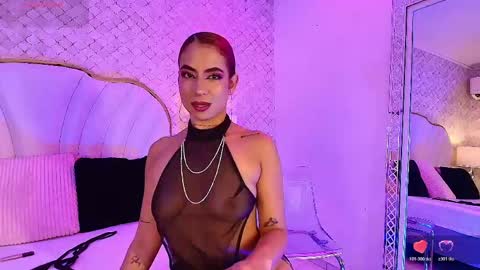 Snapshot of katyjackson chatting on 05/12/26, 02:03 katyjackson online show from 05/12/26, 02:03