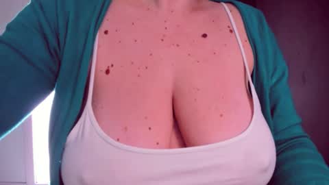 Katy online show from 04/15/26, 06:09