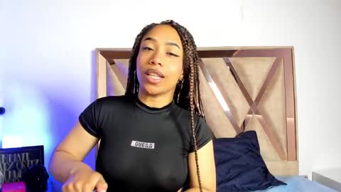 katyortiz online show from 10/11/25, 11:42