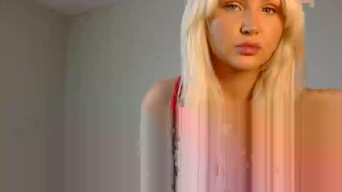 Snapshot of katyshuttt chatting on 11/12/25, 08:26 Katy online show from 11/12/25, 08:26