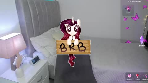 Snapshot of katysmiith26 chatting on 01/27/25, 09:00 Katherine online show from 01/27/25, 09:00