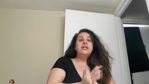 Snapshot of kaurn0ir chatting on 01/30/25, 01:53 Kaur Noir online show from 01/30/25, 01:53