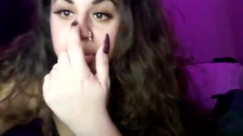 Snapshot of kaurn0ir chatting on 02/08/25, 12:28 Kaur Noir online show from 02/08/25, 12:28