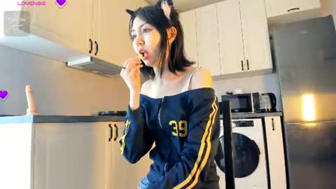 Snapshot of kawai_mai chatting on 06/28/26, 02:45 mai online show from 06/28/26, 02:45