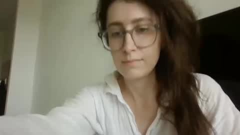 kawaii snowflake online show from 09/18/25, 10:28