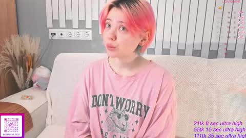 Yuki  online show from 11/03/25, 07:42