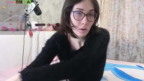 Warya online show from 12/23/25, 06:00