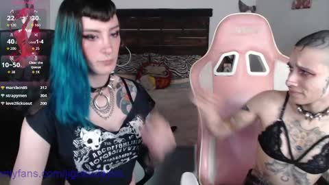 luna   online show from 03/30/26, 12:11