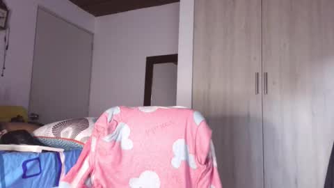  Khawit  online show from 09/27/25, 08:30