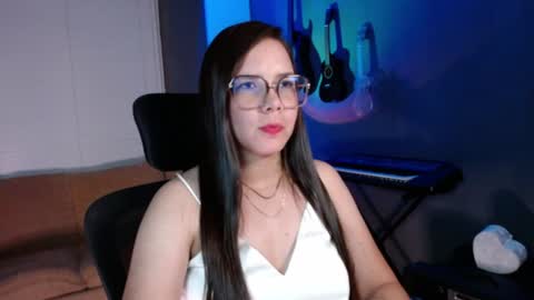 Kay online show from 07/25/26, 01:25