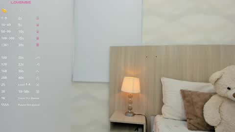   online show from 10/29/25, 11:23