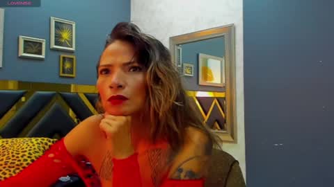 Kaya Tatte online show from 11/17/25, 01:17