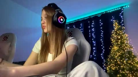 Amia online show from 01/10/26, 01:46