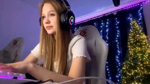 Amia online show from 01/13/26, 09:25