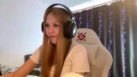 Amia online show from 03/04/26, 05:35