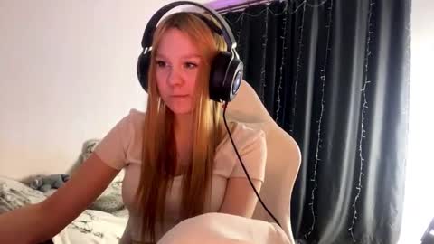 Amia online show from 03/26/26, 06:46