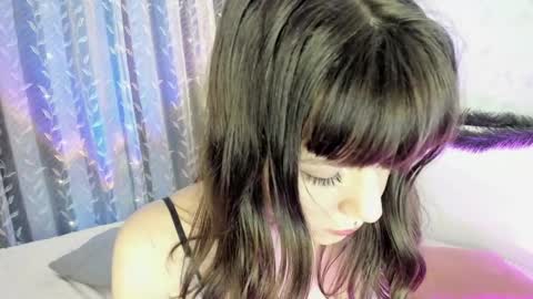 Snapshot of kaycyy_blunt chatting on 01/18/25, 12:04 kaycyy_blunt online show from 01/18/25, 12:04