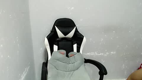 Kaye online show from 11/12/25, 04:13