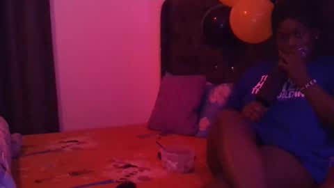 Snapshot of kayla_mistress chatting on 02/17/26, 06:32 Mistress online show from 02/17/26, 06:32