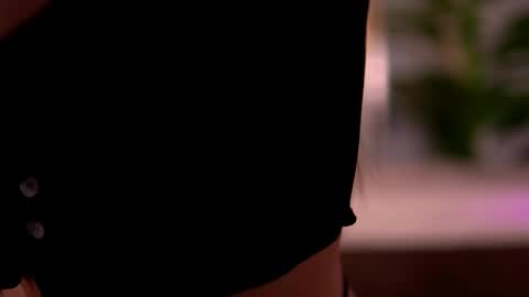 kaylabray online show from 11/10/25, 04:11