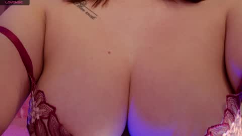 Snapshot of kaylacollins1 chatting on 02/10/25, 04:19 Kayla online show from 02/10/25, 04:19