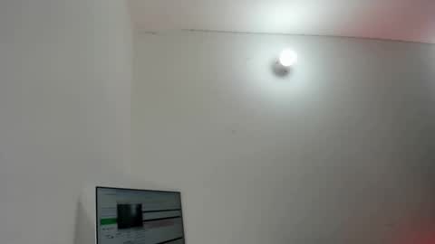 Snapshot of kaylanee_ chatting on 11/20/25, 07:57 Kaylane online show from 11/20/25, 07:57