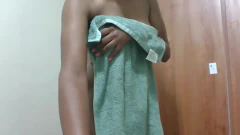 kaylar online show from 04/18/26, 07:07