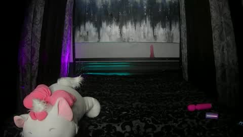 Snapshot of kayleecumsalot chatting on 01/16/25, 08:43 Kaylee 3 online show from 01/16/25, 08:43