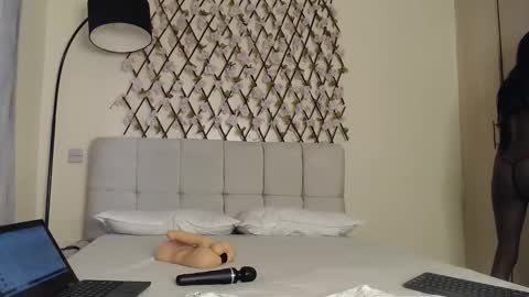 Kaylee online show from 04/07/26, 09:43