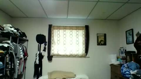 kaylee kakes online show from 12/01/25, 05:18