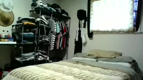 kaylee kakes online show from 12/03/25, 04:27