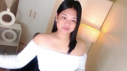 Y O U R        F U T U R E       K A Y L E E  online show from 02/27/26, 04:29