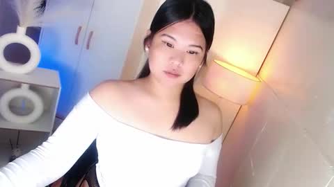 Y O U R        F U T U R E       K A Y L E E  online show from 03/25/26, 09:54