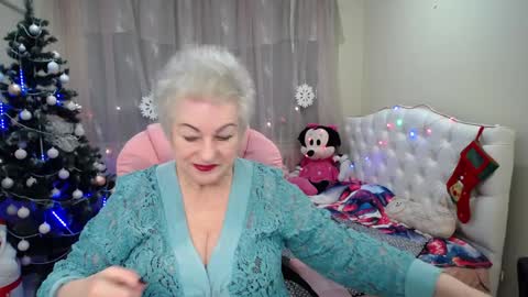 Snapshot of kaylesmoll chatting on 01/21/25, 11:13 kaylesmoll online show from 01/21/25, 11:13