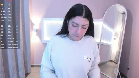 Kayli online show from 12/05/25, 12:14